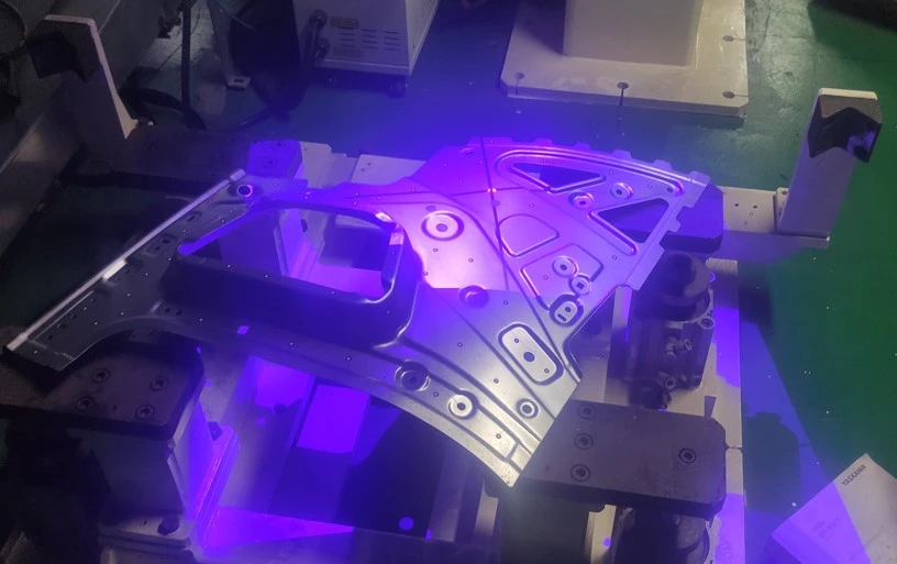 新拓三维XTOM-TRANSFORM自动化3D检测系统用于汽车钣金冲压件批量3D测量 新拓三维XTOM-TRANSFORM自动化3D检测系统用于汽车钣金冲压件批量3D测量