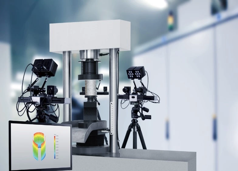 Xtop 3D Presents XTDIC-CONST Series 3D full-field strain measurement system at the 9th Asia-Pacific Congress on Computational Mechanics (APCOM2025)