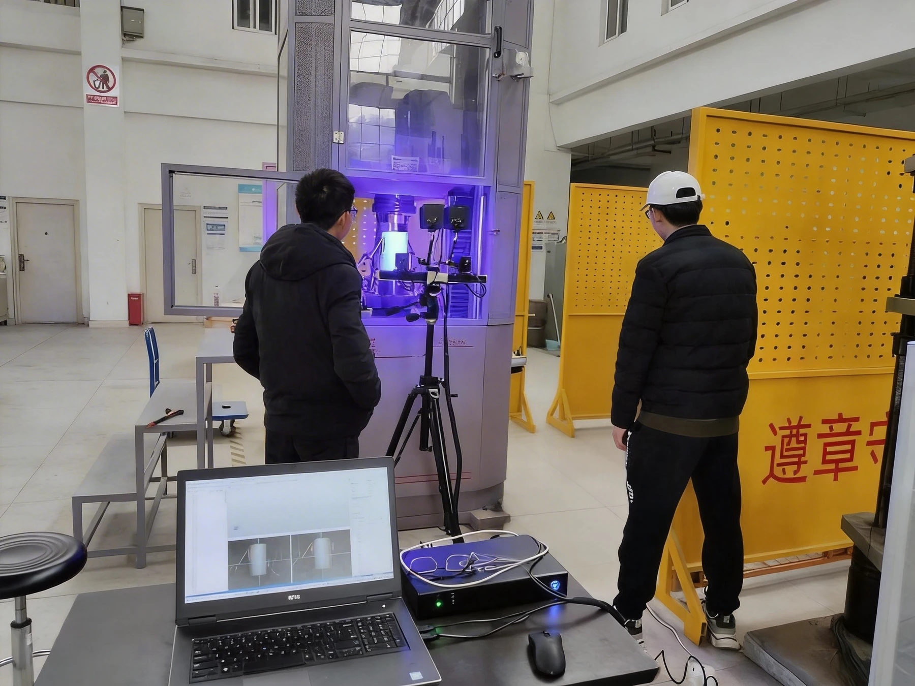 DIC应变测量系统用于混凝土单轴压缩破坏力学试验