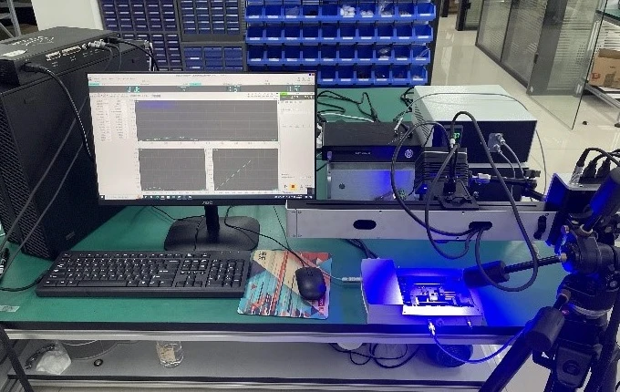 XTDIC 3D full-field strain measurement system combined with an in-situ tensile testing machine for high- and low-temperature material testing.